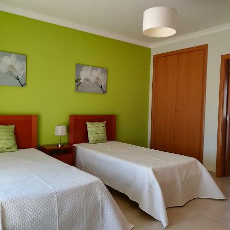 Villa 48 Quarteira Extérieur photo